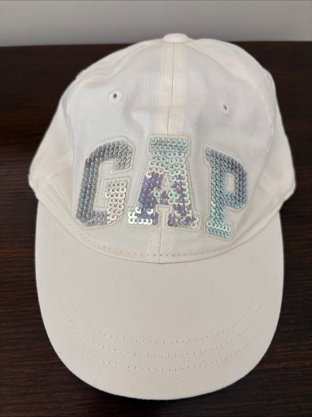 GAP Kids white Baseball Cap with Iridescent Sequin Logo size small NWT